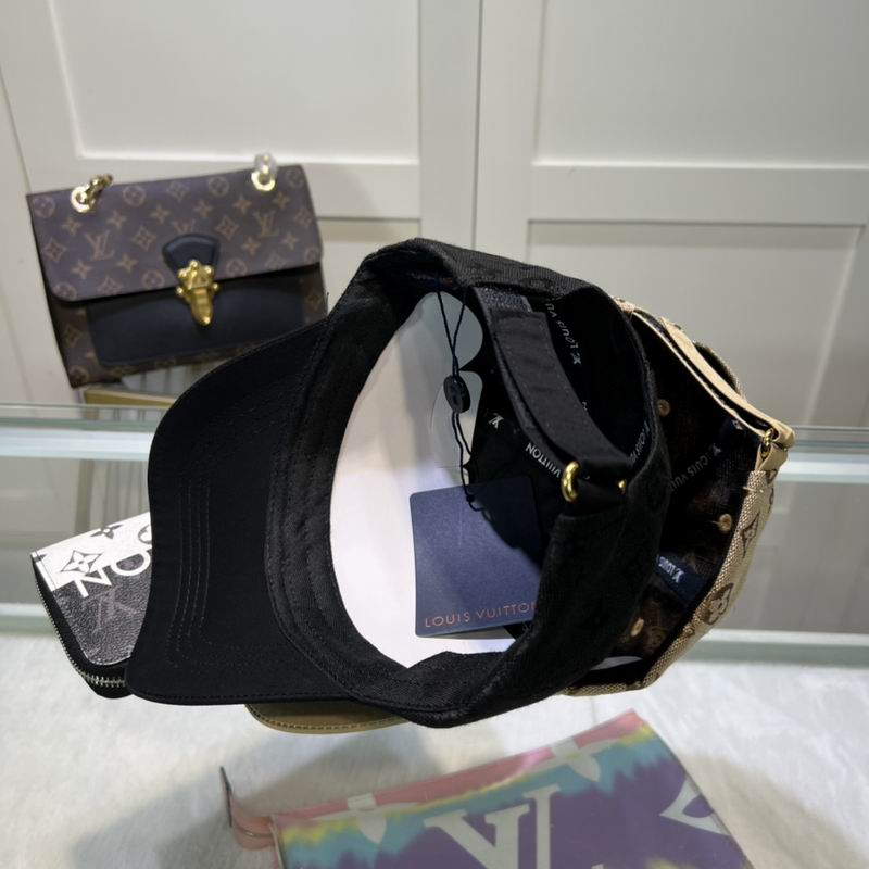 LV cap hm (181)